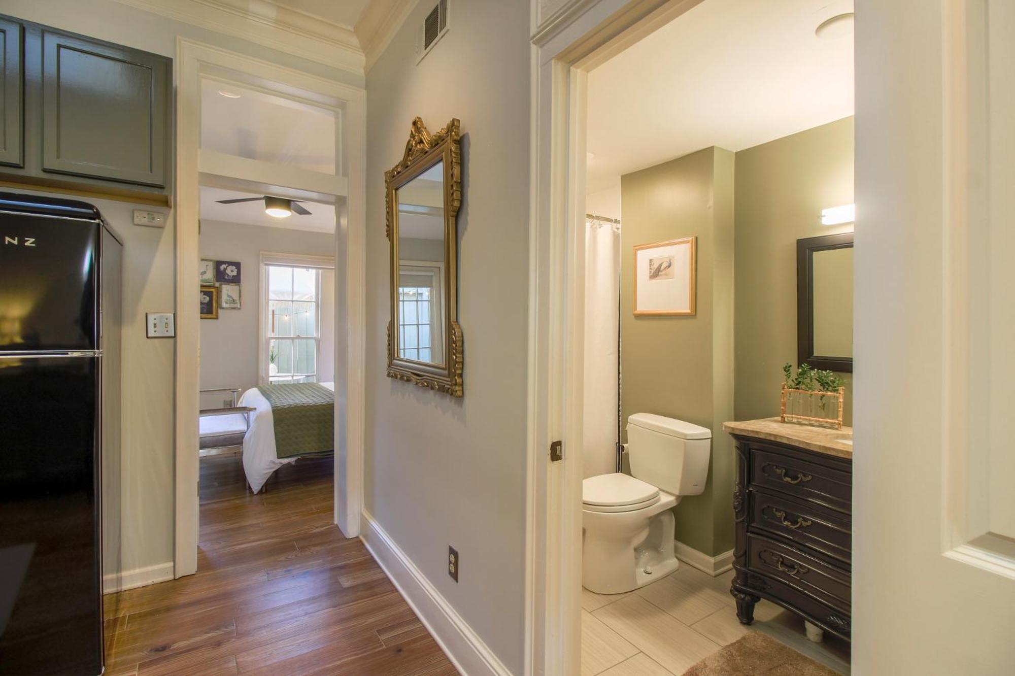 Private Patio Retreat In Charming Downtown Lejlighed Savannah Eksteriør billede