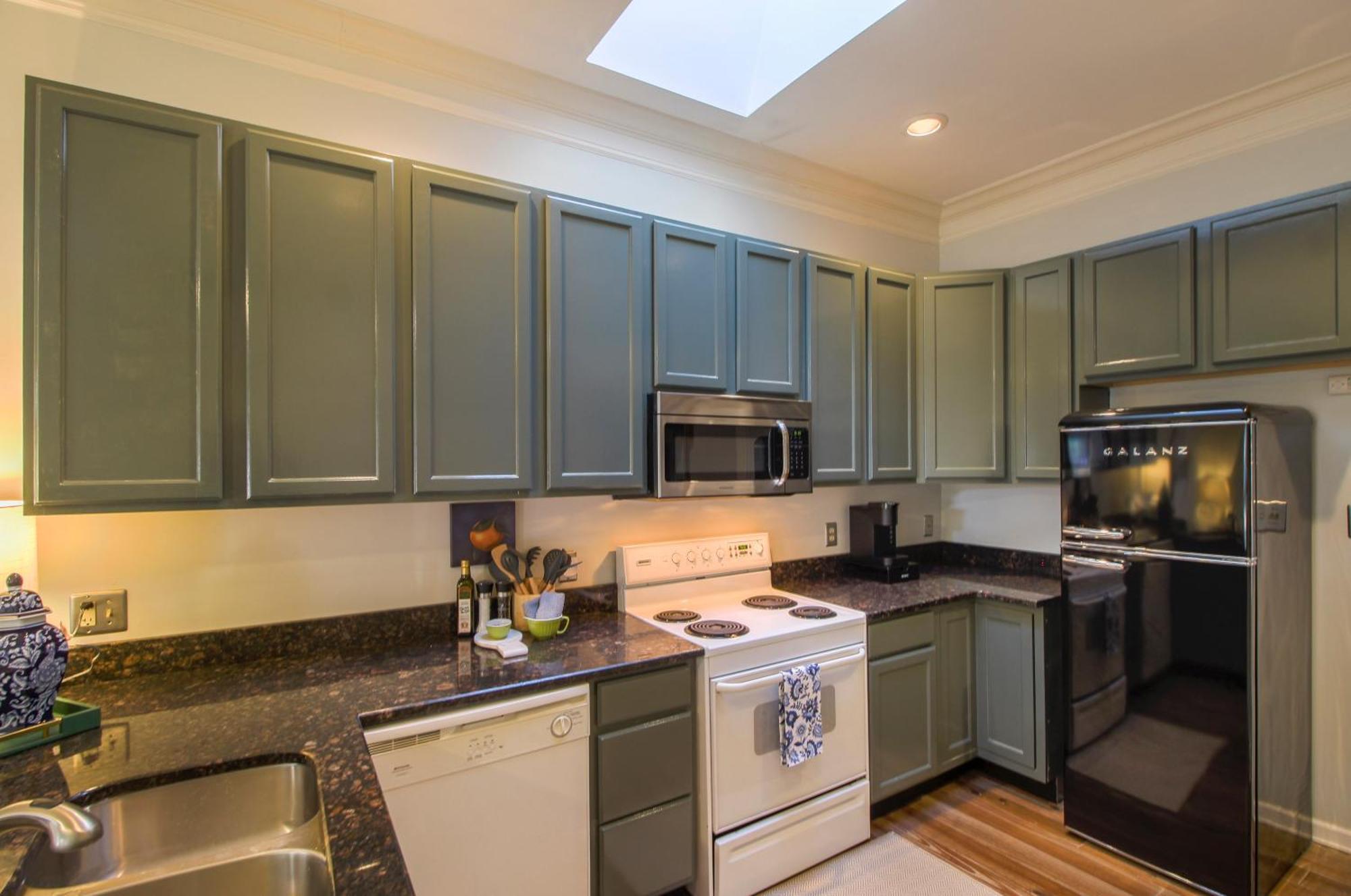 Private Patio Retreat In Charming Downtown Lejlighed Savannah Eksteriør billede