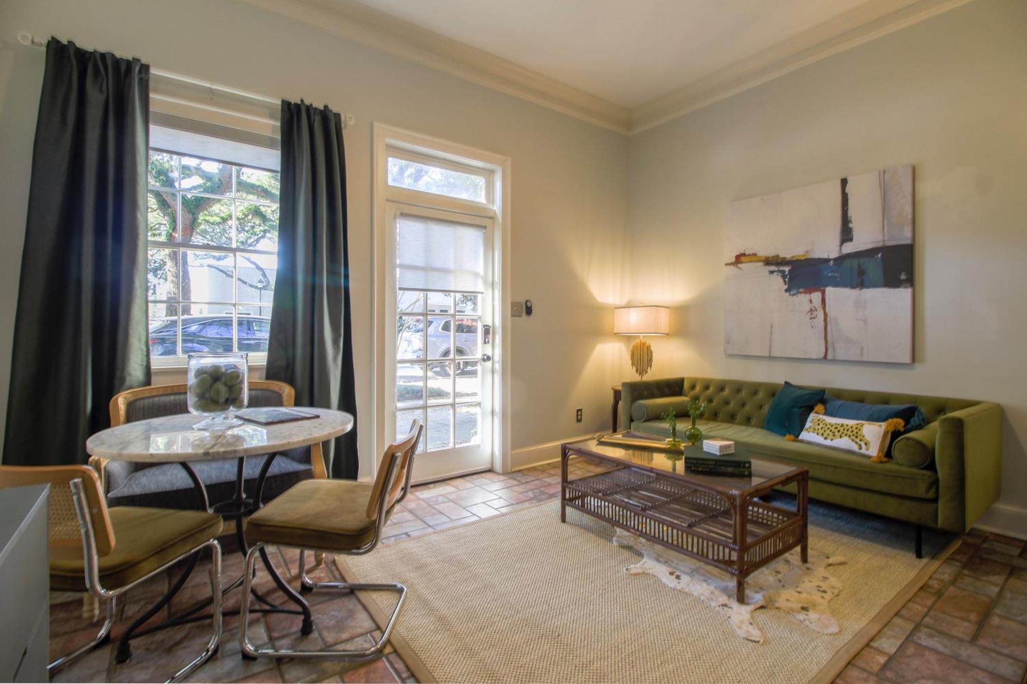 Private Patio Retreat In Charming Downtown Lejlighed Savannah Eksteriør billede